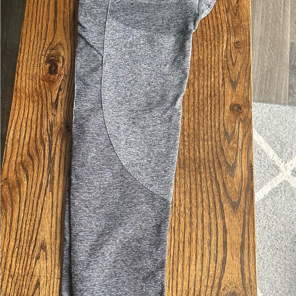 Gymshark retro dark and light gray leggings
